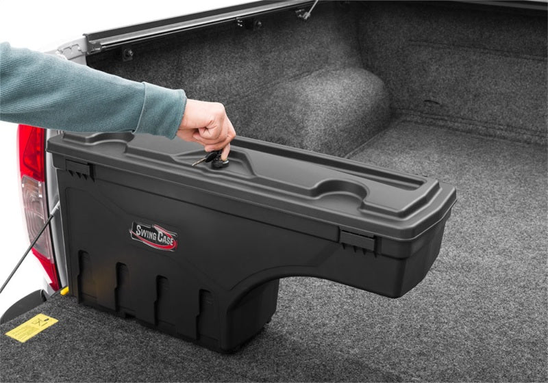 UnderCover 2022 Nissan Frontier Ext/Crew All Beds Drivers Side Swing Case - Black Smooth