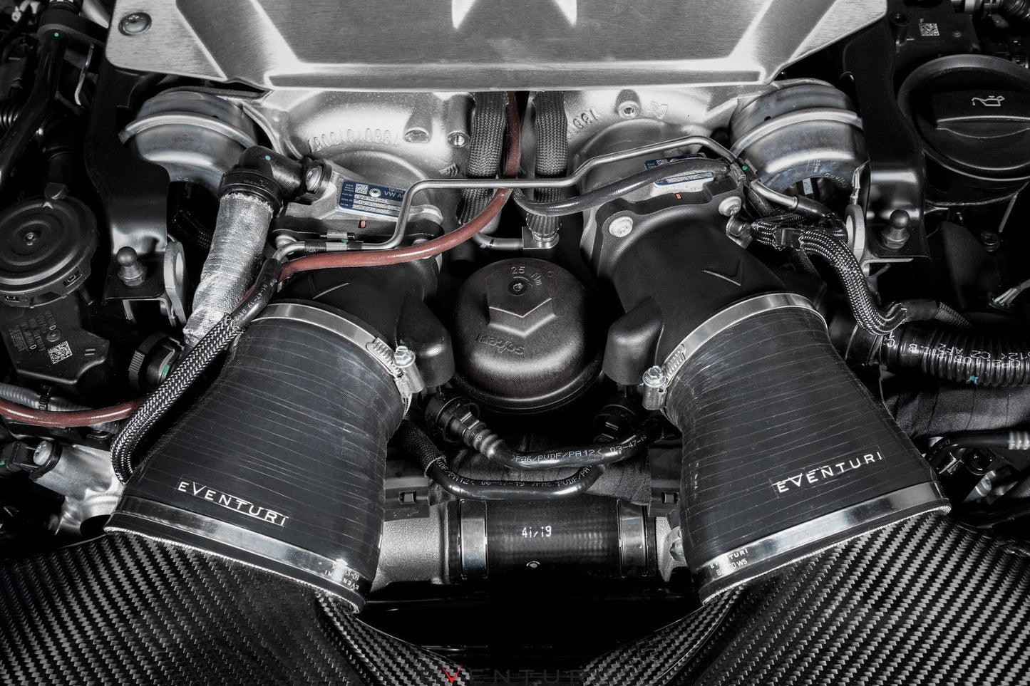 Eventuri Gloss Carbon Fibre Intake System - Audi RS6 | RS7 C8 - Evolve Automotive